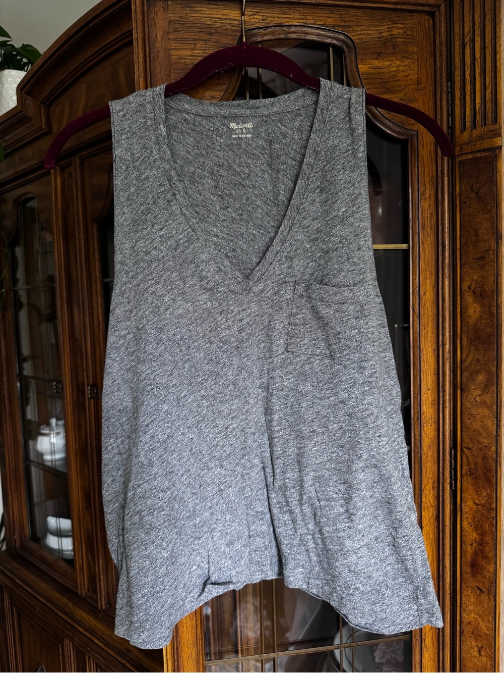 Madewell Bundle of 5 V-Neck T’s in White, Black & Gray